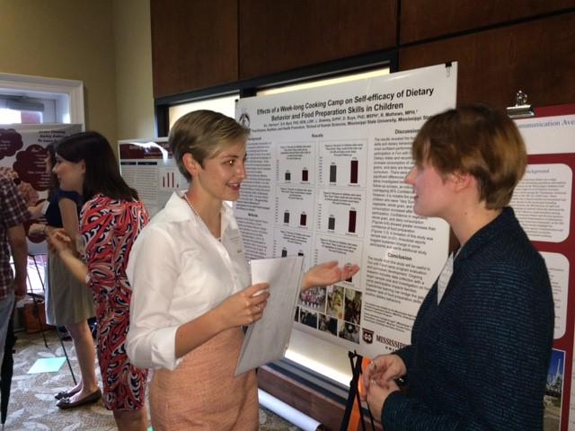 MSU_BNHP's tweet photo. Congrats to #FSNHP student, Anna Laurin Harrison, 3rd place Social Sciences Div. winner for #MSSTATE Undergrad Res! http://t.co/5nqYijoiIa