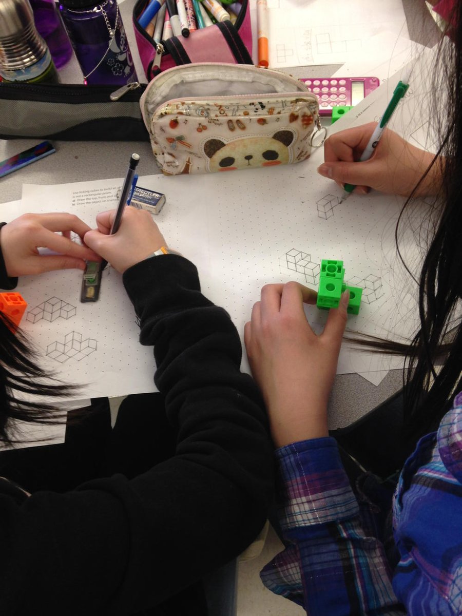 TheNelsunCrew's tweet photo. WALT draw isometric drawings as MineCraft graphic designers. #YRDSBmath @thewright_class @AldergrovePS http://t.co/Aehg620pvK