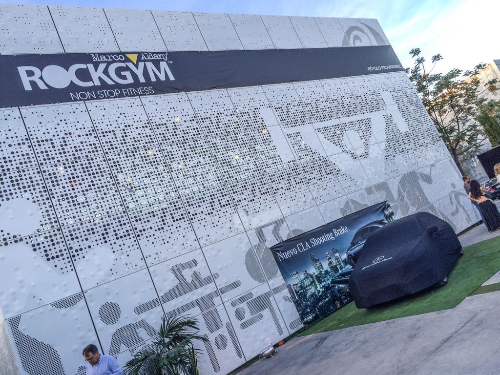 JaenSquare's tweet photo. Ya estamos en la presentación del nuevo CLA Shooting Brake 🚗🚗🚗 http://t.co/D7cBYdjsSV