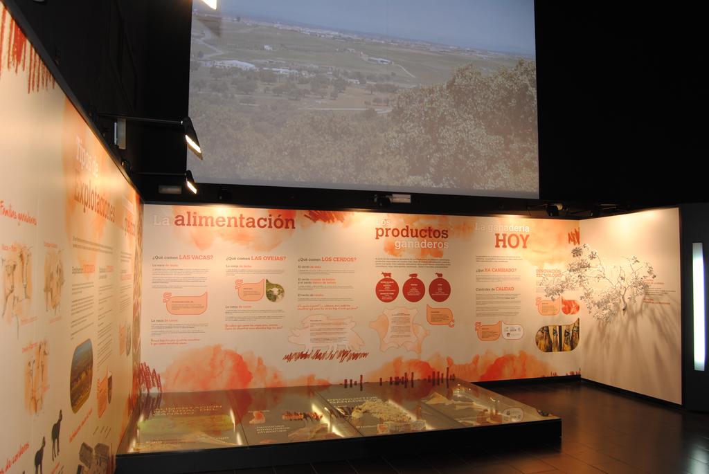 El sábado abrimos el Centro de la Ganadería.Un homenaje a un sector vital para Añora y los Pedroches #AñoraAvanza