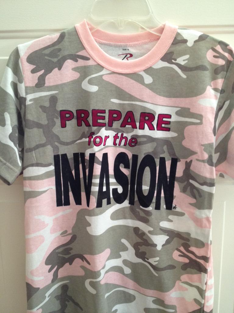 tuffgurlzbmx's tweet photo. #preparefortheinvasion http://t.co/FoTAXT7oUO