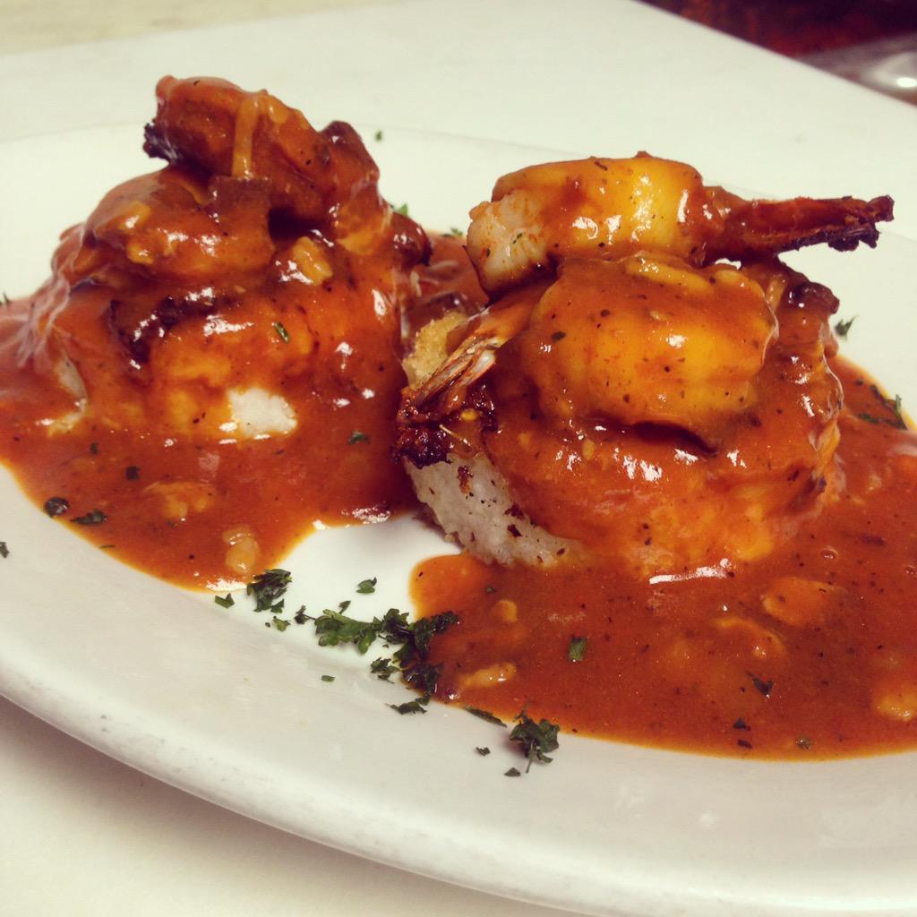 FerndaleRW's tweet photo. The Shrimp and Grit Cakes at @HowesBayou. Everything on their #DFRW menu is $10. #foodies #Ferndale #Detroit http://t.co/lp4damDIRY
