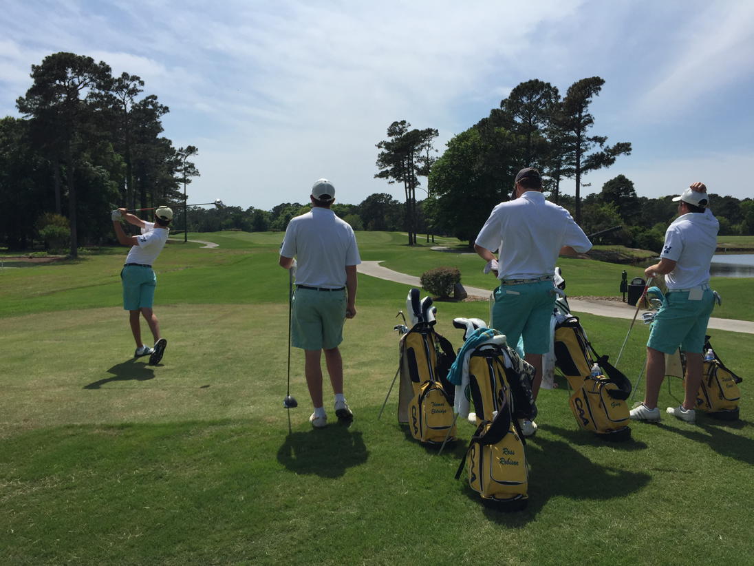 DUBgolf72's tweet photo. Practice Round. Getting ready for CAA's! Go Hawks! http://t.co/D9Aw2vtLaz