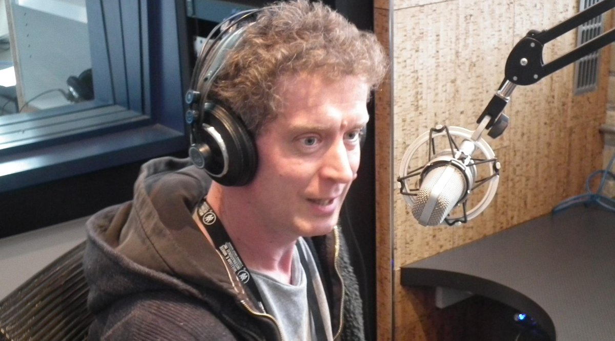 CanadaTalks167's tweet photo. On @WardandAl....documentary maker...@creepinggarden... #TimGrabham is in-studio! Ch.167! http://t.co/locVpRqJHO
