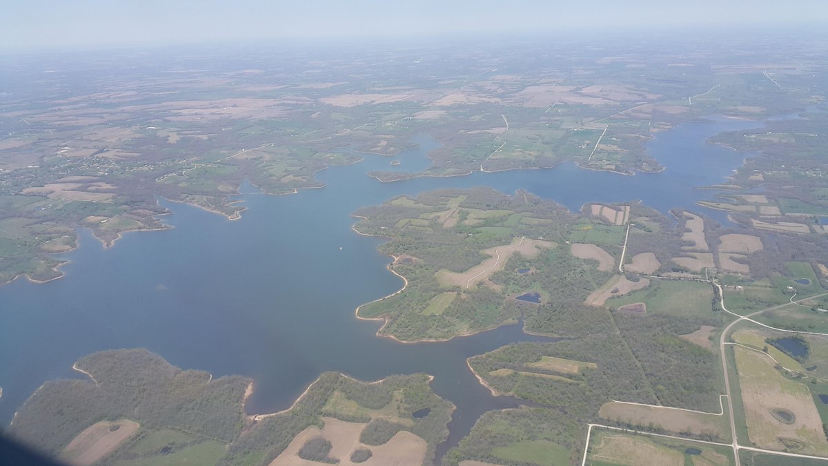 brossardd's tweet photo. Almost there! Looking forward to meeting the @KCBadgers  and giving a Founder's Day talk! @WisAlumni http://t.co/vK64wgCLtv