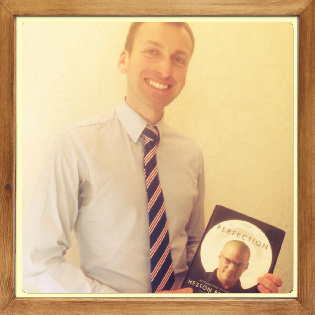 BrigadeBarKtchn's tweet photo. Give up your cookbooks @MasterChefUK and give someone affected by homelessness a future #cookbookamnesty #beyondfood http://t.co/Y7H289fzdQ