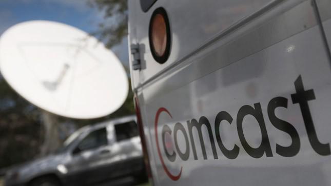 thehill's tweet photo. BREAKING: Comcast reportedly abandoning Time Warner Cable merger deal
http://t.co/SuDLtFFRMM http://t.co/s3wqFQdZD1