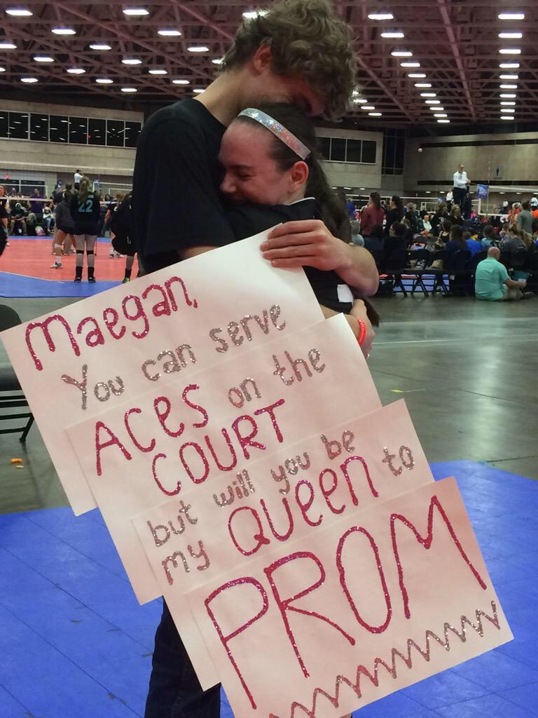 LCPromposals15's tweet photo. @haas_isaac @MaeganRayanne "Meagan you can serve aces on the court but will you be my queen to prom" http://t.co/ix0sSpuwWO