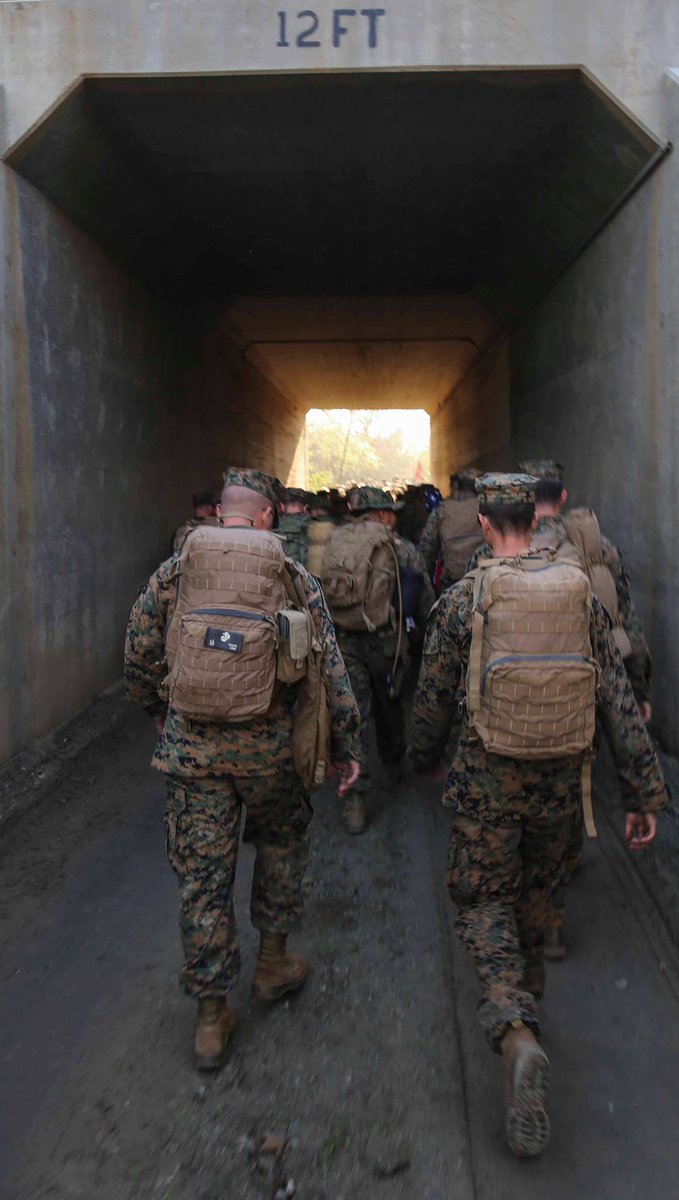 USMarineCorps's tweet photo. Trade your book bag for something with a little more weight. http://t.co/MlzrQff33v