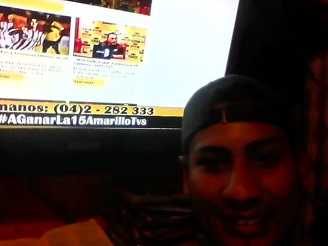 739jaime's tweet photo. #AganarLa15AmarilloTVS somos ecuador el domingo  contodo a ganar y saludos y exitos http://t.co/gjHFhe2WnO
