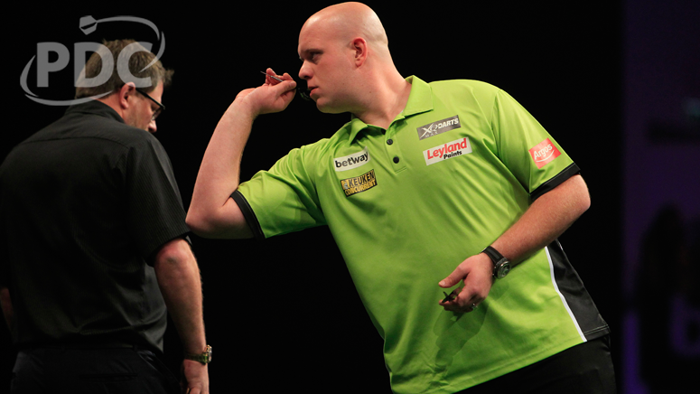 OfficialPDC's tweet photo. MATCH GALLERY: Pictures from @MvG180's stunning 7-0 win over @JamesWade180 in Cardiff. #LoveTheDarts http://t.co/PtEfqO9e8G