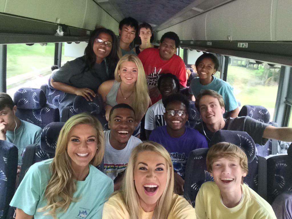 karlynpurvis1's tweet photo. Oak Grove CENTERSTAGE on our way to FAME Chicago!!! 13 hours here we come!! @showchoirdotcom @showchoirs http://t.co/z2Y42ThssN