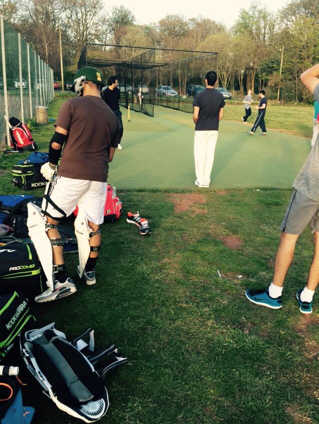 sajjad_irfan's tweet photo. Cricket is my first Love💓
#Outdoornet #CriketSeason #Excited http://t.co/y8Ohip0BWC