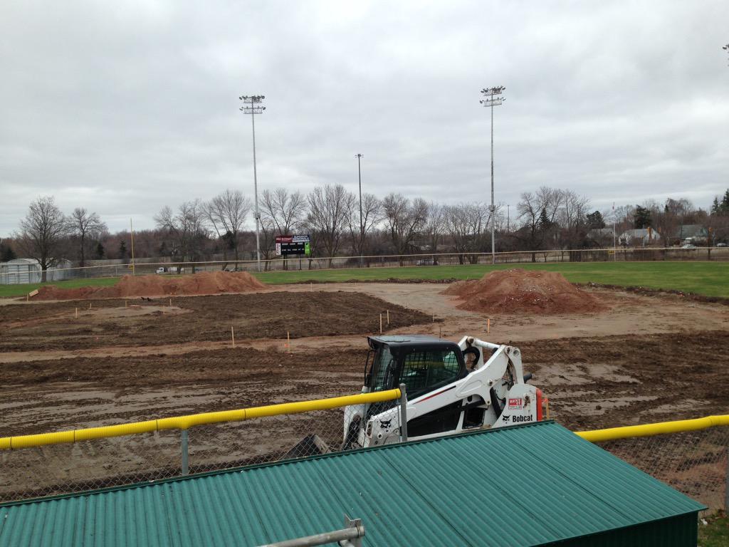 cbl_panthers's tweet image. Those piles of red clay just can't wait to be spread out @CityKitchener #JackCouch