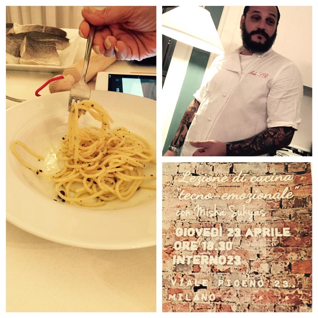 ci_polla's tweet photo. Misha e la Cacio e Pepe scomposta 🍝🍴 @chefs4passion #interno23 #Fuudly http://t.co/FBU9H5OyI0
