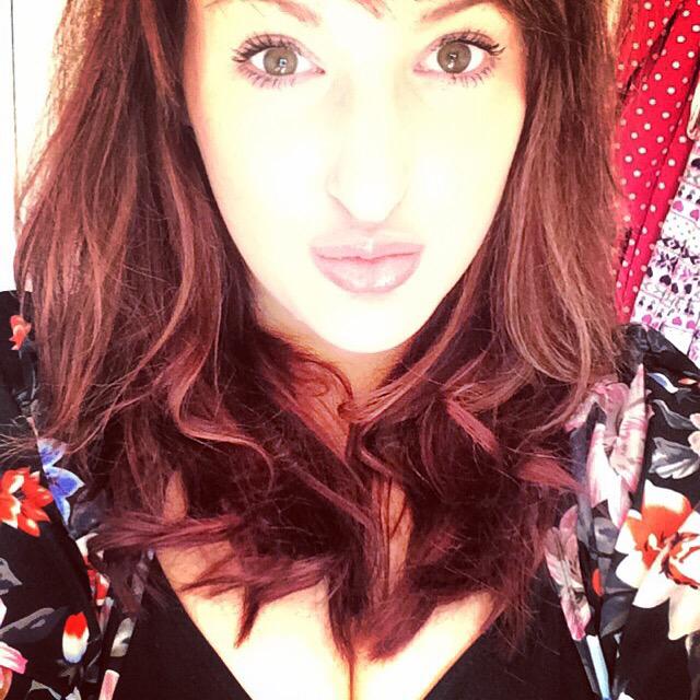 Shell_Aston's tweet image. Me 😊