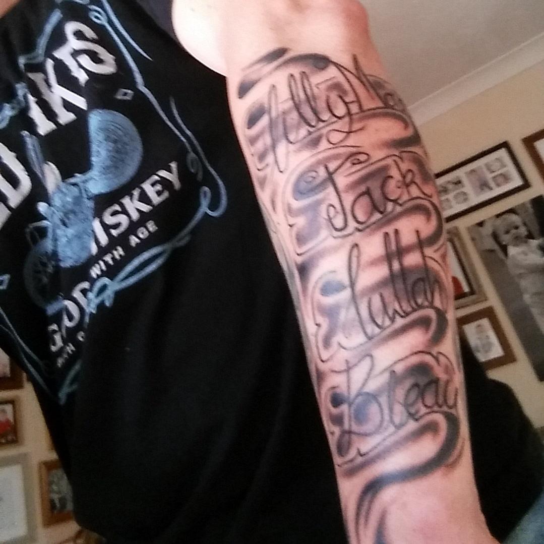 BruceOldham's tweet photo. New tats. http://t.co/TAYg4cV3T9