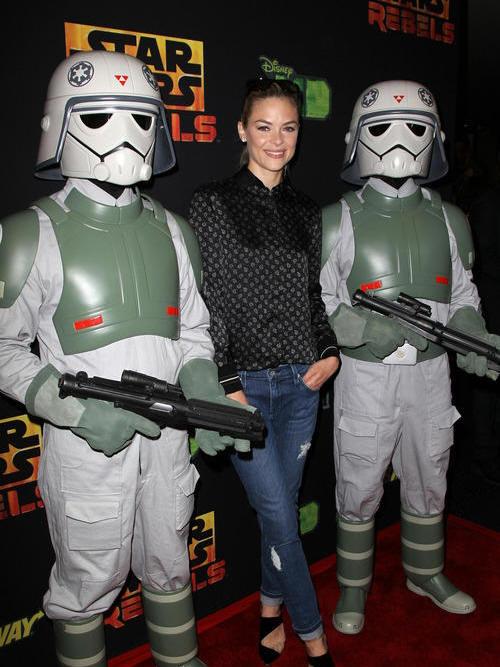 Happy Birthday to Honorary Member Jaime King ( May The Force Be With You! 