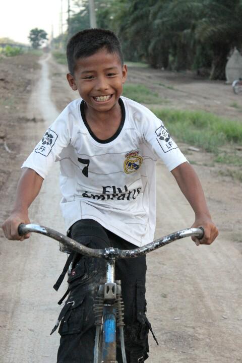 prabowok's tweet photo. ~remnya bloong!~
#ifotografi #uhamka #14thMetamorfosa @I_Fotografi http://t.co/rPmRIYcdkA