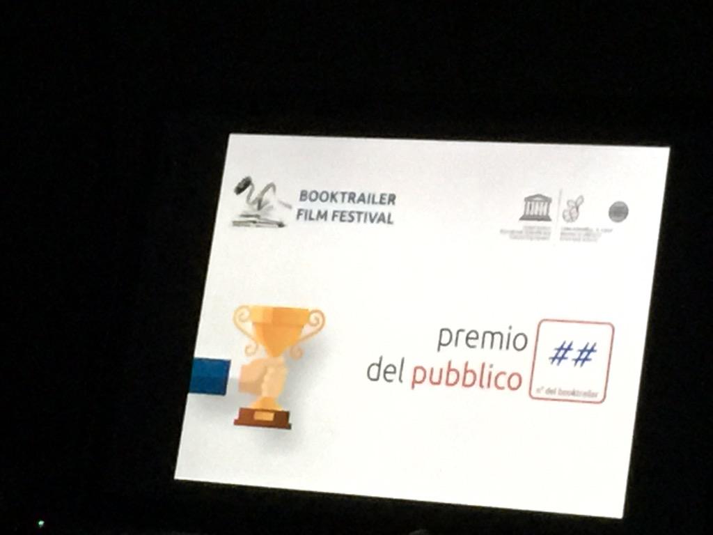 LauCastelletti's tweet photo. #Booktrailerfilmfestival #libro #studenti #Calini #Brescia http://t.co/XEGKCS2erZ