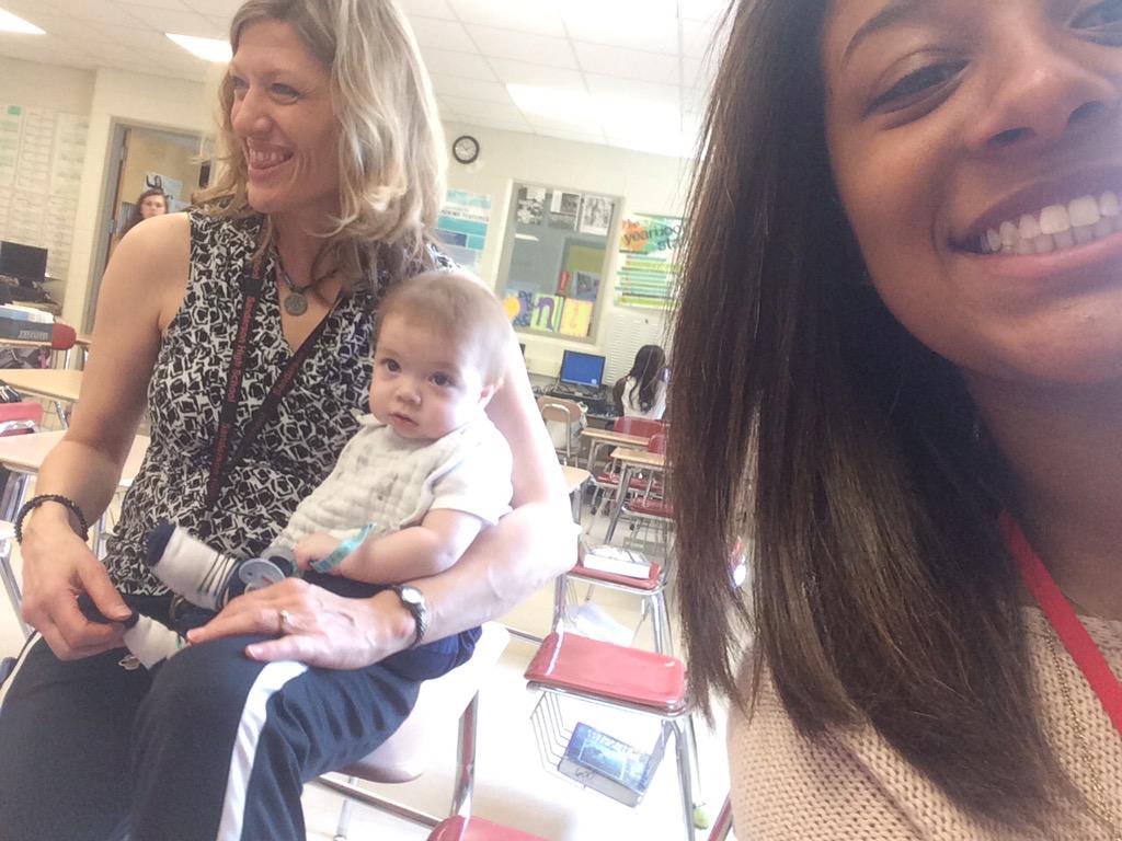 sanderson_yrbk's tweet image. bless Mrs. Chapman for bringing her baby to class today #justYBthings #wiatt