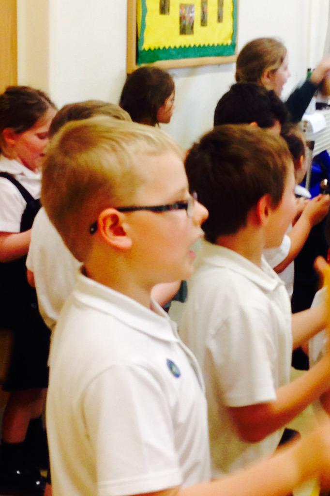 OnoFnlomce_net's tweet photo. Celebrating our performances in style #LRAY1 #LRAY2 #excitinglearning Thank you parents for dancing to our beat! http://t.co/Yd3YYRjOGK