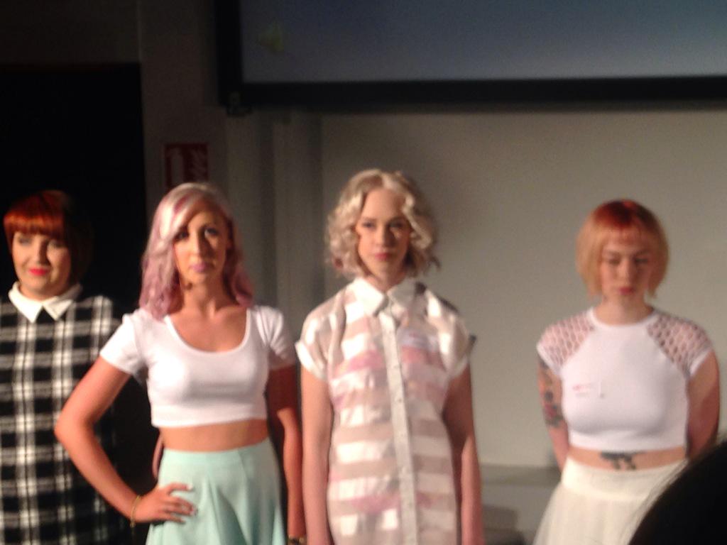 Master_classa's tweet photo. @HairOtt @WellaPro good day today well done Alice for working hard #xpouk http://t.co/MJrvTQcPmr