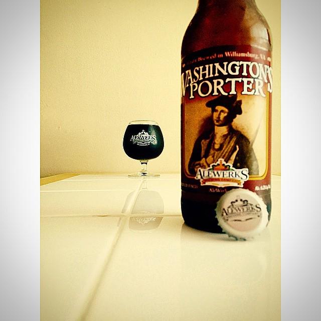CheersVA's tweet photo. #VABeer luv! - @alewerks #alewerks #washingtonsporter #williamsburg #vabeer #vacraftbeer #… http://t.co/gDpt07cWCu http://t.co/qY7vUDKb2A