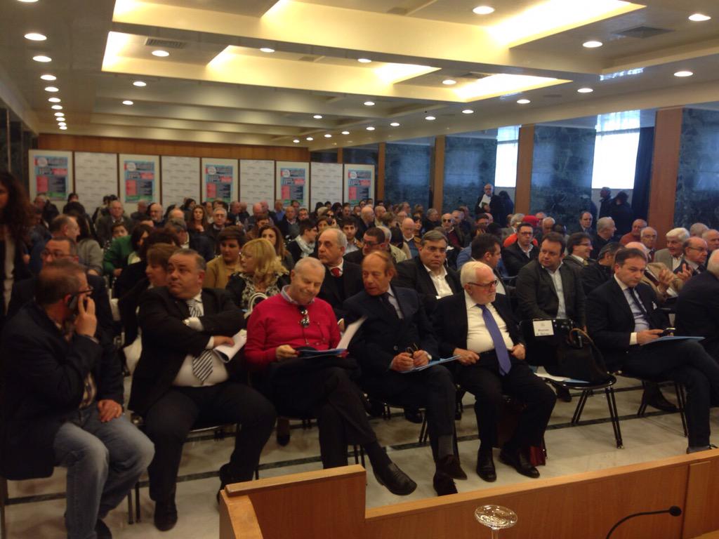Folla delle grandi occasioni per <a href="/scelta_civica/">Scelta Civica</a> a Potenza! Bravi Rocco e Tanino! Forza <a href="/enrico_zanetti/">Enrico Zanetti</a>