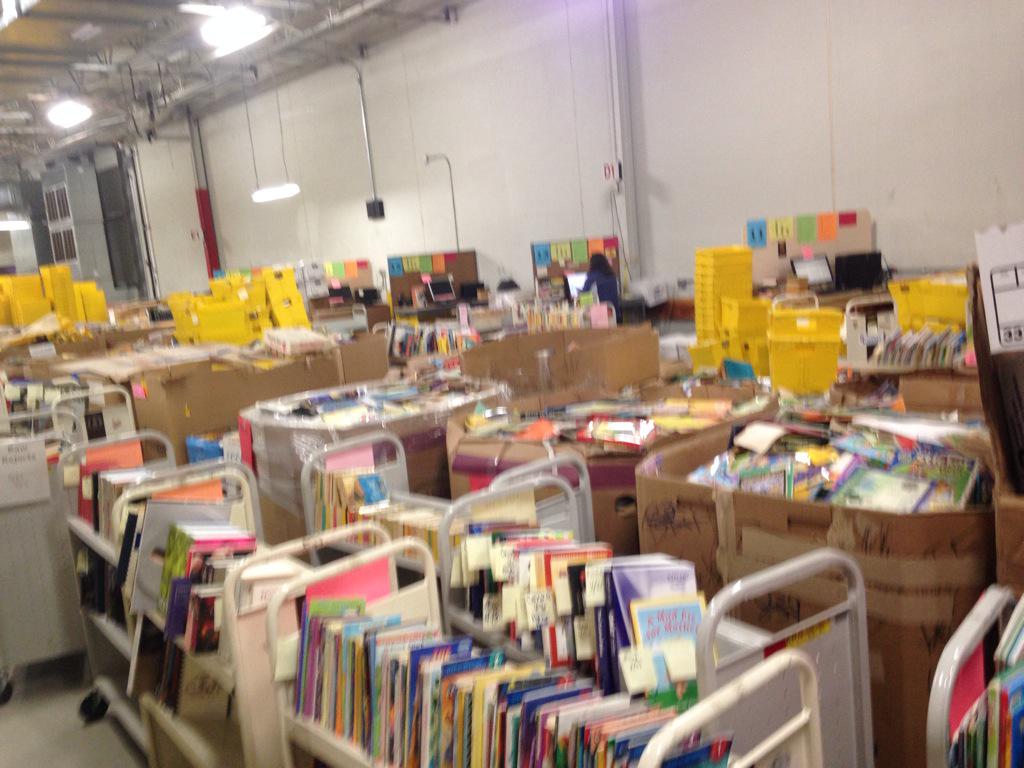 Sservey12's tweet photo. 600 Children's Books for Our backpacks courtesy of Wonder Book and Video!! http://t.co/p6VYRWks5y