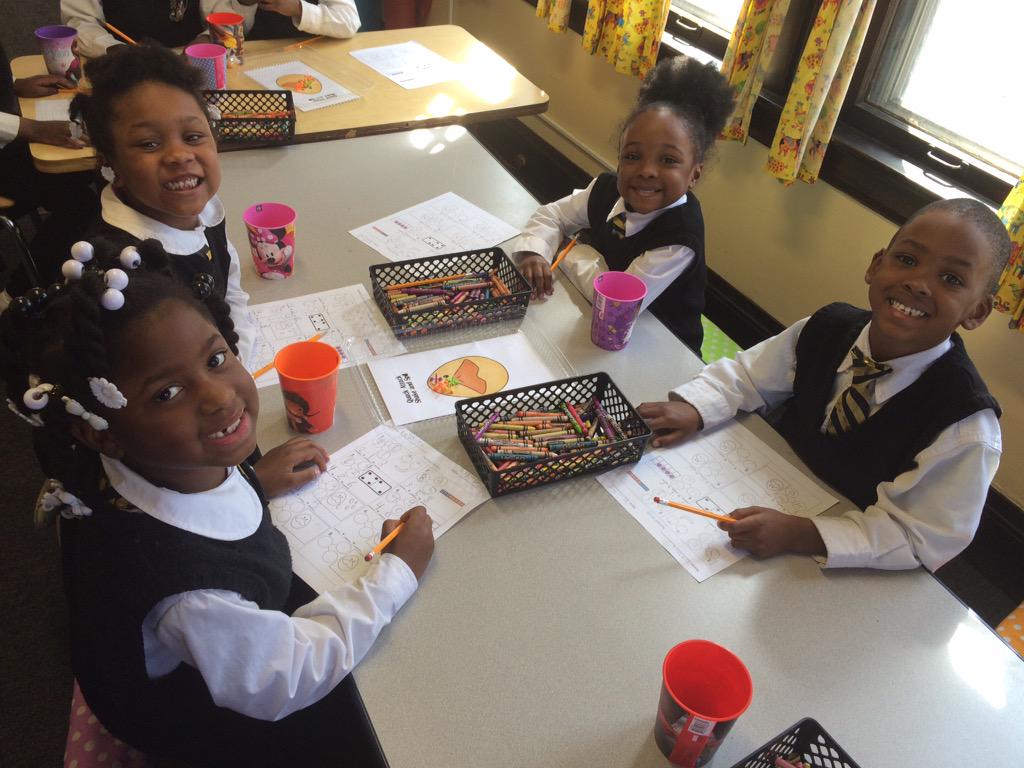 CCPKinderTeach's tweet photo. The kids really enjoyed this addition lesson!! #icanschools http://t.co/hnhLMxXiVW