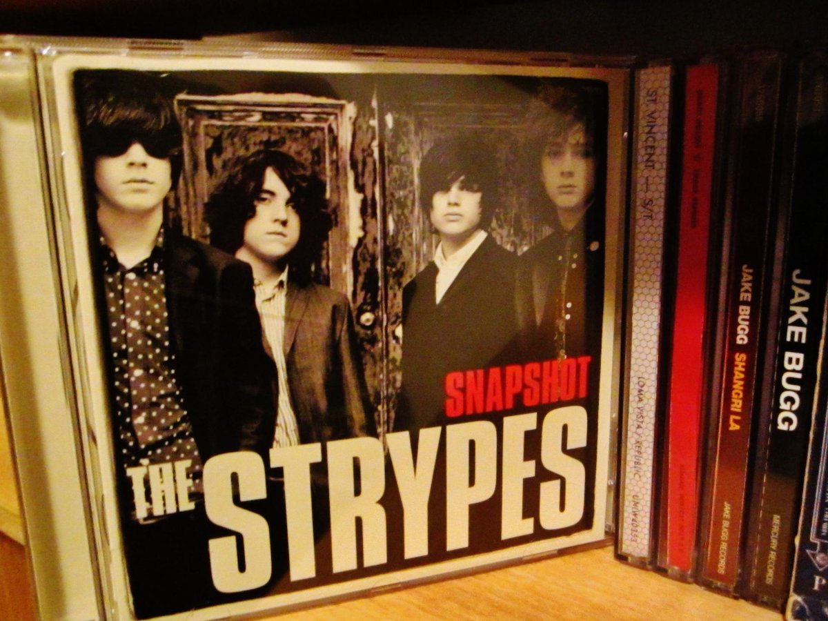 rockandpop's tweet photo. Inundando con energía el #RPUK con Arctic Monkeys, The Strypes (foto), The Libertines y General Fiasco http://t.co/03AGItc7in