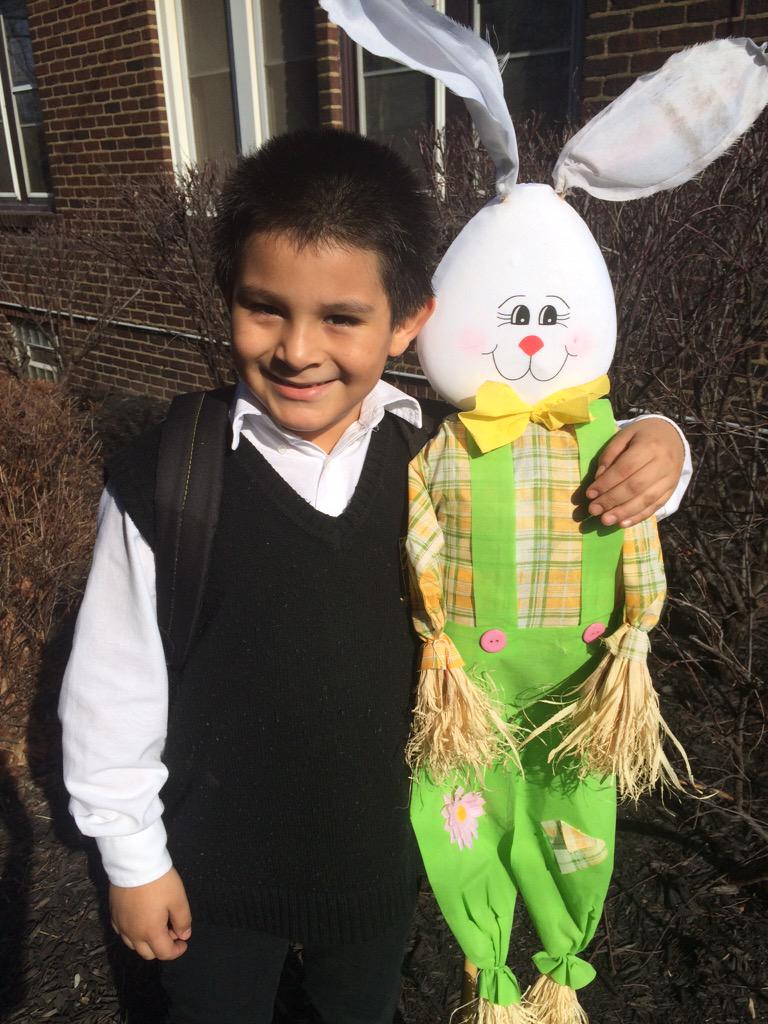 CCPKinderTeach's tweet photo. We really enjoyed those couple of warm days in kindergarten!! #icanschools http://t.co/SxyY2xEbg0