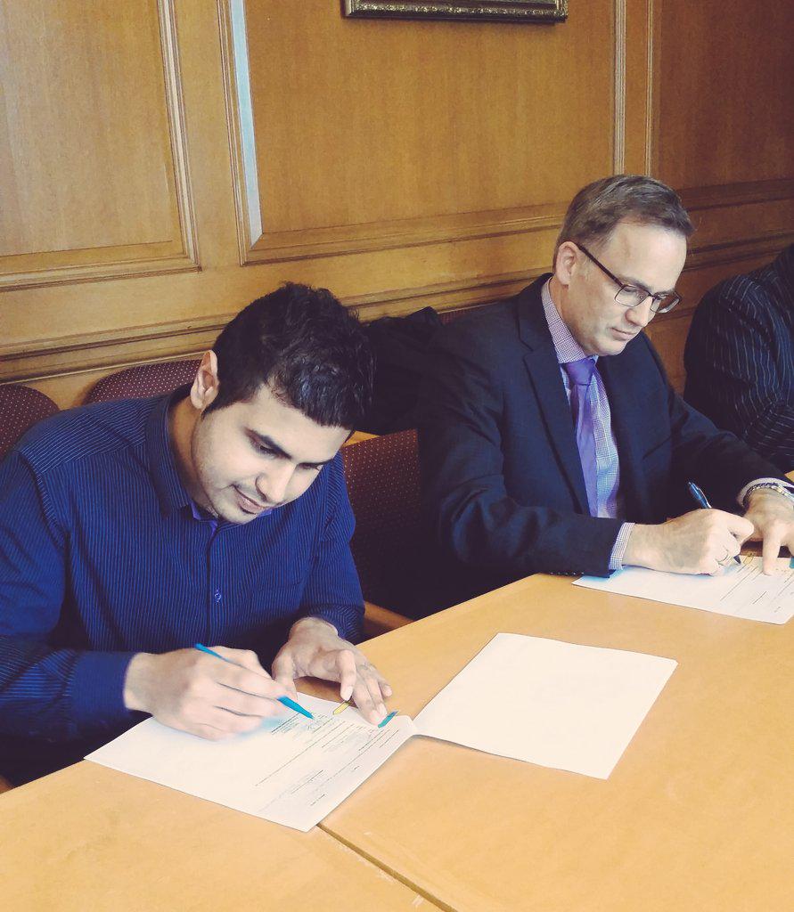 DalStudentUnion's tweet photo. Today the DSU and @DalPres signed the agreements to break ground on the SUB Renovations! @Dalnews #DalSL #DalhousieU http://t.co/dF9yZ8M7nl
