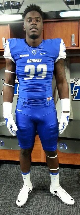 JuCoFootballACE's tweet photo. JuCo Ace Myles Harges @MylesHarges @ MTSU 4merly Itawamba JuCo @ Photo Shoot @coachcannon97 @ICC__Football http://t.co/11cmo2hwcq