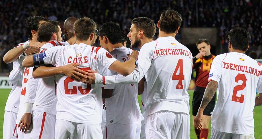 SevillaFC's tweet photo. Zenit 2-2 #SevillaFC: La sangre fría del campeón... y la leyenda se agiganta http://t.co/wVpnoTADUz #vamosmisevilla http://t.co/H3P4Z7rYpE