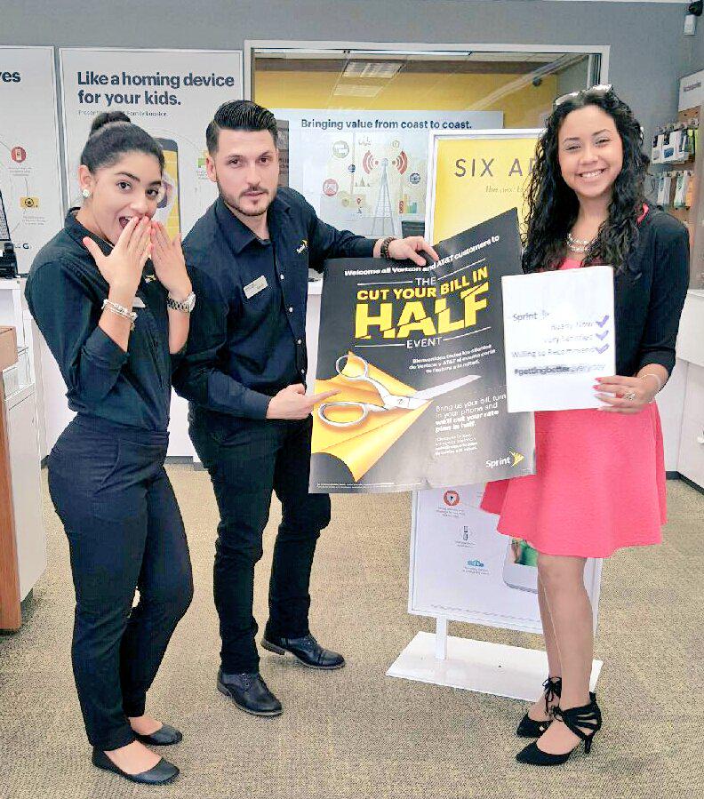 VIdalHialeah's tweet photo. Hialeah Team is on board!  #gettingbettereveryday http://t.co/2upUofHOwI