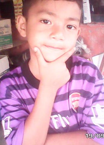 Lisa_Ravicto's tweet photo. adek kakak udah besar :* 
selamat ulangtahun sayaaaaang {} http://t.co/iyqEmHIWCb