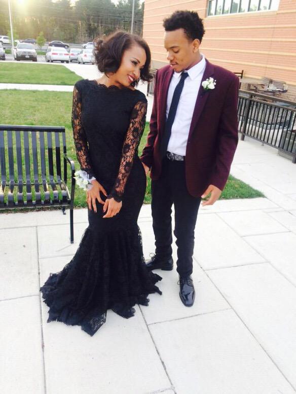 PromPics's tweet photo. So beautiful  #prom2k17 https://t.co/0SK7b2BXA0