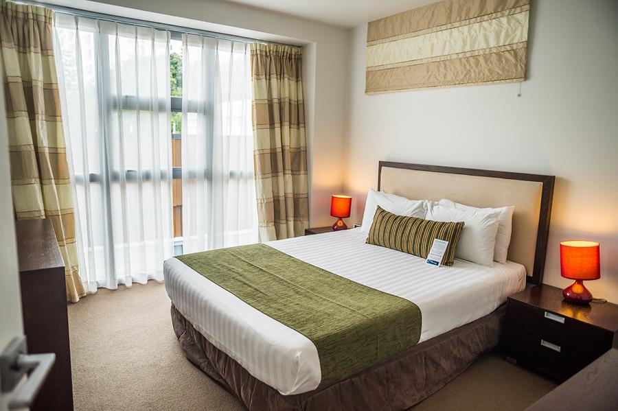 BoulcottNZ's tweet photo. Boulcott Suites has a range of accommodation options, from hotel-style suites to multi-bedroom town houses. http://t.co/Hw12ONg4m3