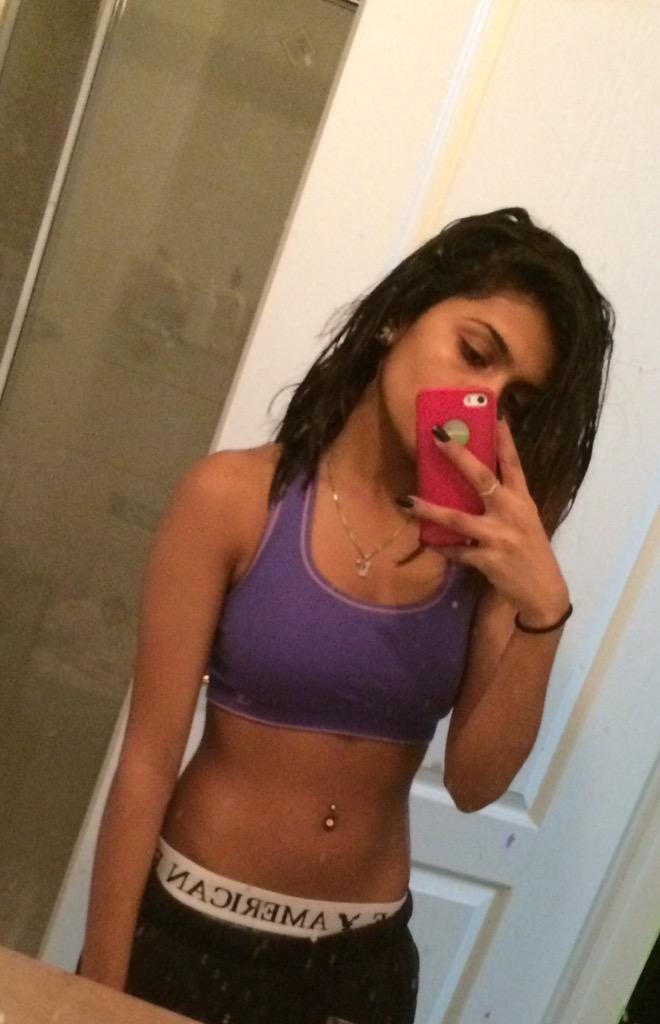lil_khushi's tweet photo. #gains #deezed #doyouevenlift http://t.co/ixTucXDdDs