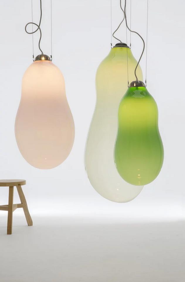 taraceagroup's tweet photo. #TheBigBubble is a big bubble of light made of blown glass.  by  #AlexDeWitte. Via @fubiz
http://t.co/YXoEaMXwrb http://t.co/cYc0Suj9I4