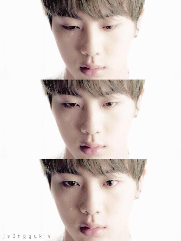 marksoncouple's tweet photo. Eu to chorosa http://t.co/55FpspShJw