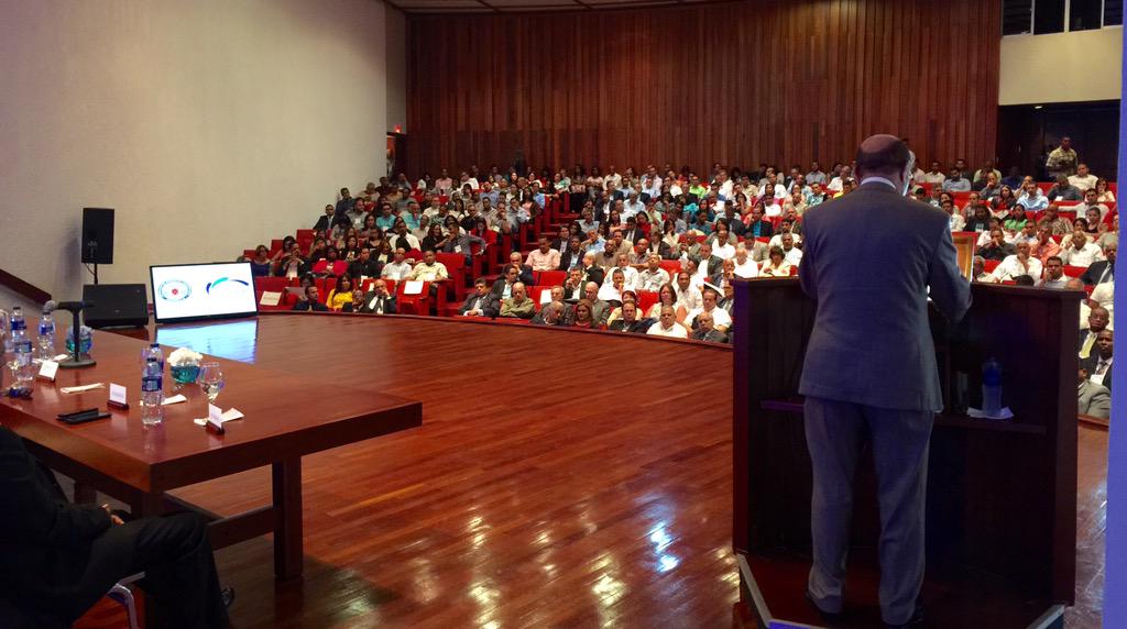 temomontas's tweet photo. Imparto la conferencia inaugural en el 1er Congreso Internacional de Gestión Integral del Agua #CIGIA http://t.co/VaDbRn8FqR