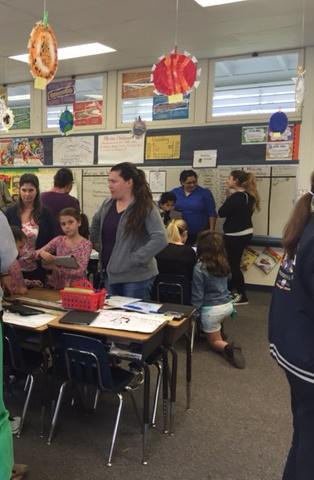 claremontusd's tweet photo. Great job, Oakmont Elementary School, on another successful Open House! http://t.co/C22DhkXM6I