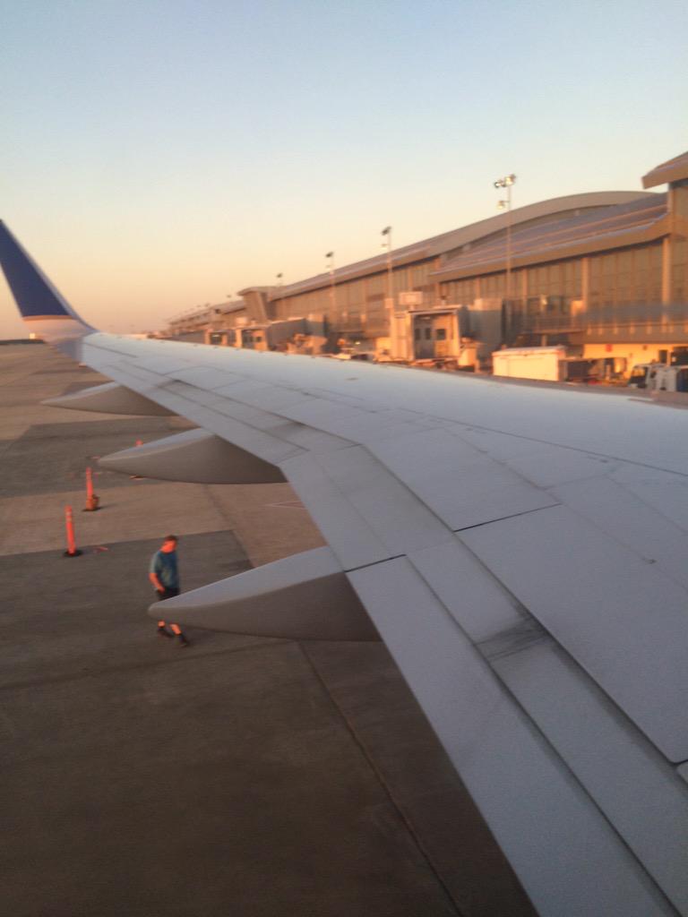 MAR_SMVP's tweet photo. My journey begins to #MARspring15!!! I can't wait to see all my smiling faces!!! #MARmemories #IsThisRealLife #LOLNO http://t.co/fU1P86Cdb3