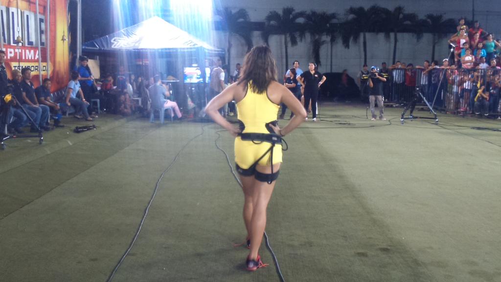 TCdeportesEC's tweet photo. ¡Se molesta totalmente @NicolCordova_! Ella culpa a @JulissaC7tc ¿Por qué?

Tuitea y da la #BienvenidaMayra. http://t.co/SHnif3tY5o