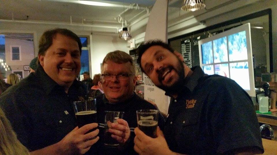 PetitSault's tweet photo. Glad to meet up with Todd from the @MaritimeBeerRpt at the @LionandBright #GetToKnowEd event! @VisitEdmundston http://t.co/A5C0rk3h0x