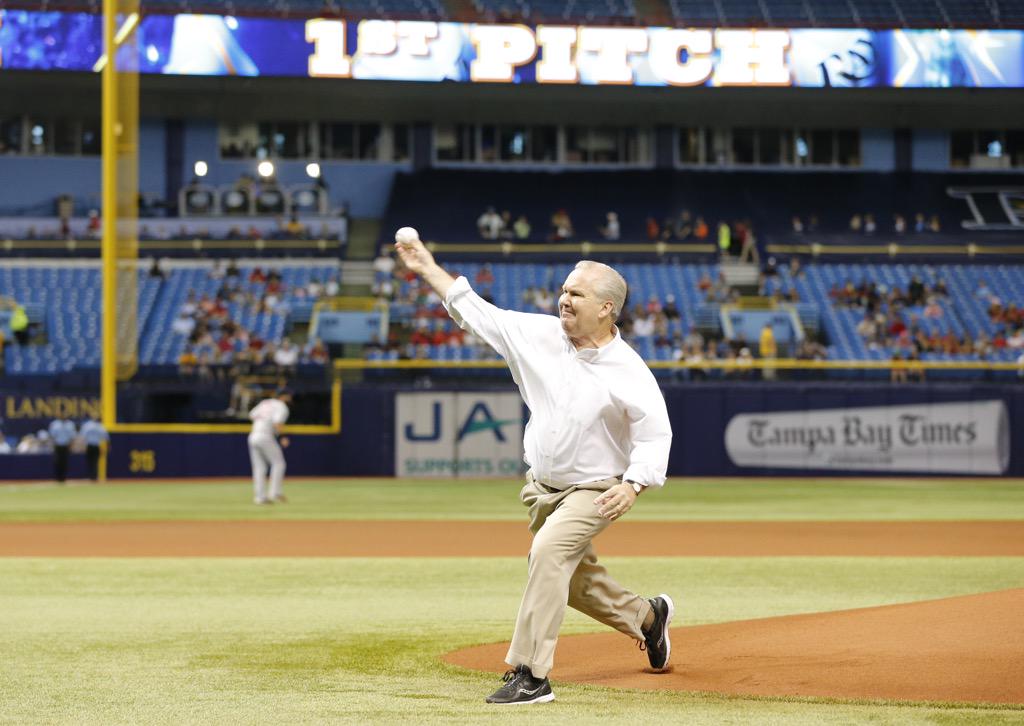RaysBaseball's tweet photo. After meeting Kevin Cash, Mayor @BobBuckhorn showed off his fastball for a ceremonial first-pitch strike. http://t.co/rnRP1ghyfA