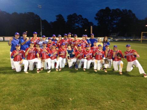 Veterans_High's tweet image. Congrats Coach Coffey, seniors, players and staff! 4 peat!! #backtobacktobacktoback
